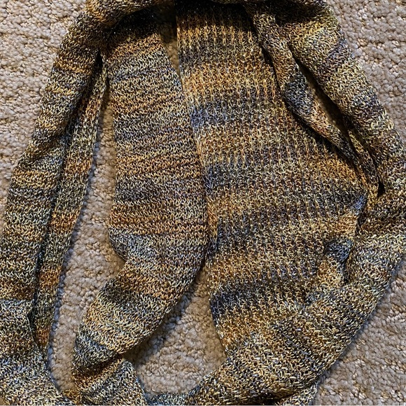 Oblong Scarf Silver Metallic Thread, Gold, Gray - Picture 3 of 3